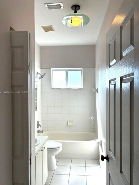 2nd floor bathroom