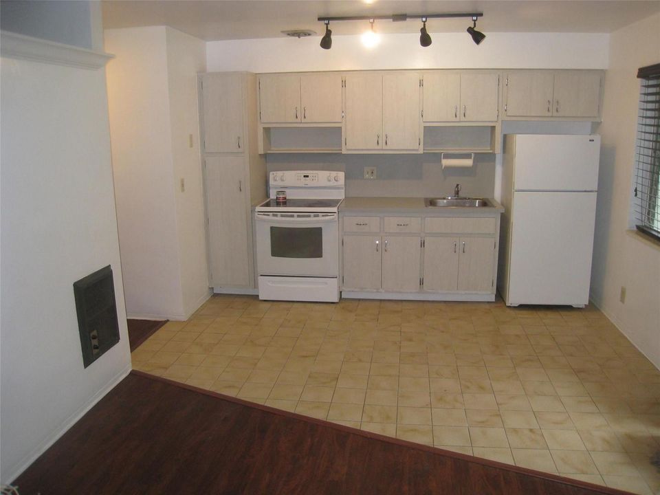Apt #1