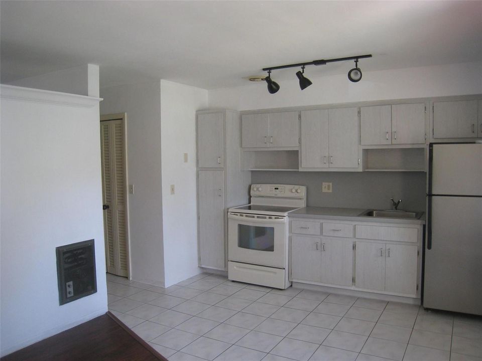 Apt #2