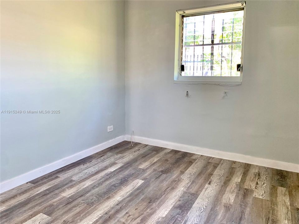 For Rent: $1,295 (1 beds, 1 baths, 0 Square Feet)