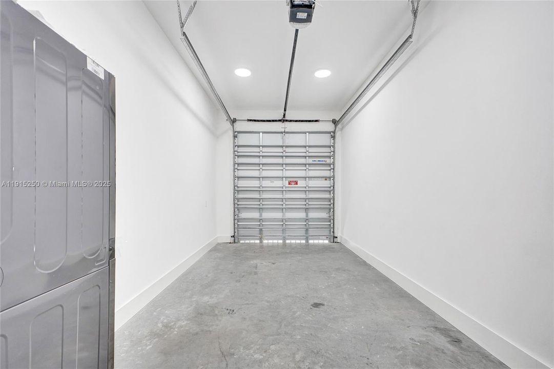 For Rent: $4,800 (4 beds, 3 baths, 1845 Square Feet)