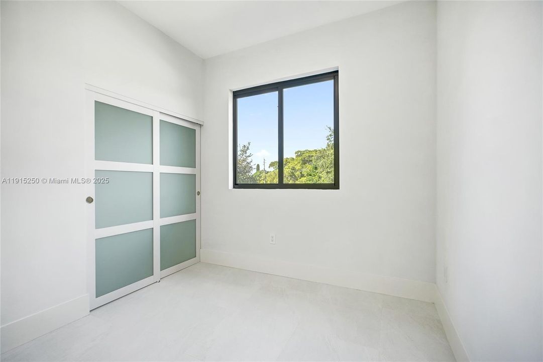 For Rent: $4,800 (4 beds, 3 baths, 1845 Square Feet)