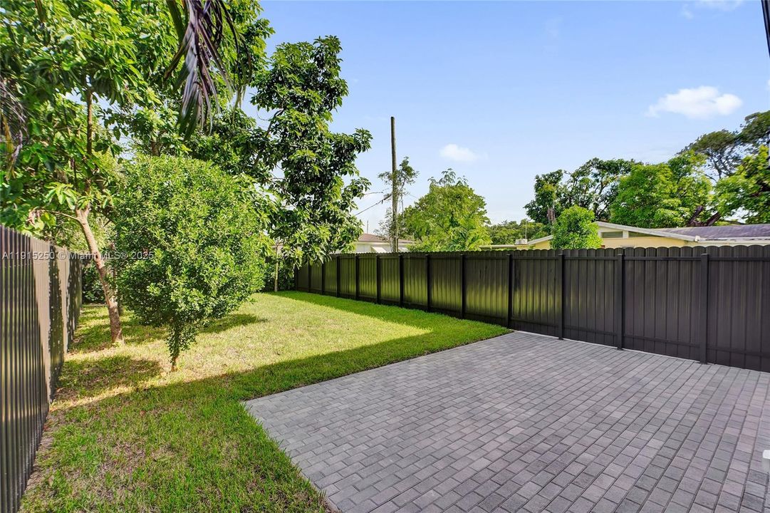 For Rent: $4,800 (4 beds, 3 baths, 1845 Square Feet)