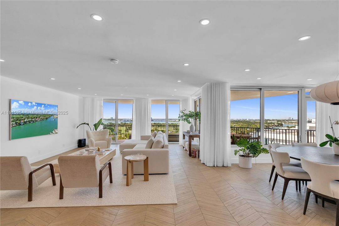 En Venta: $1,725,000 (2 camas, 2 baños, 2115 Pies cuadrados)