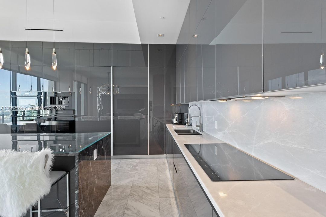 En Renta: $21,000 (3 camas, 2 baños, 2293 Pies cuadrados)