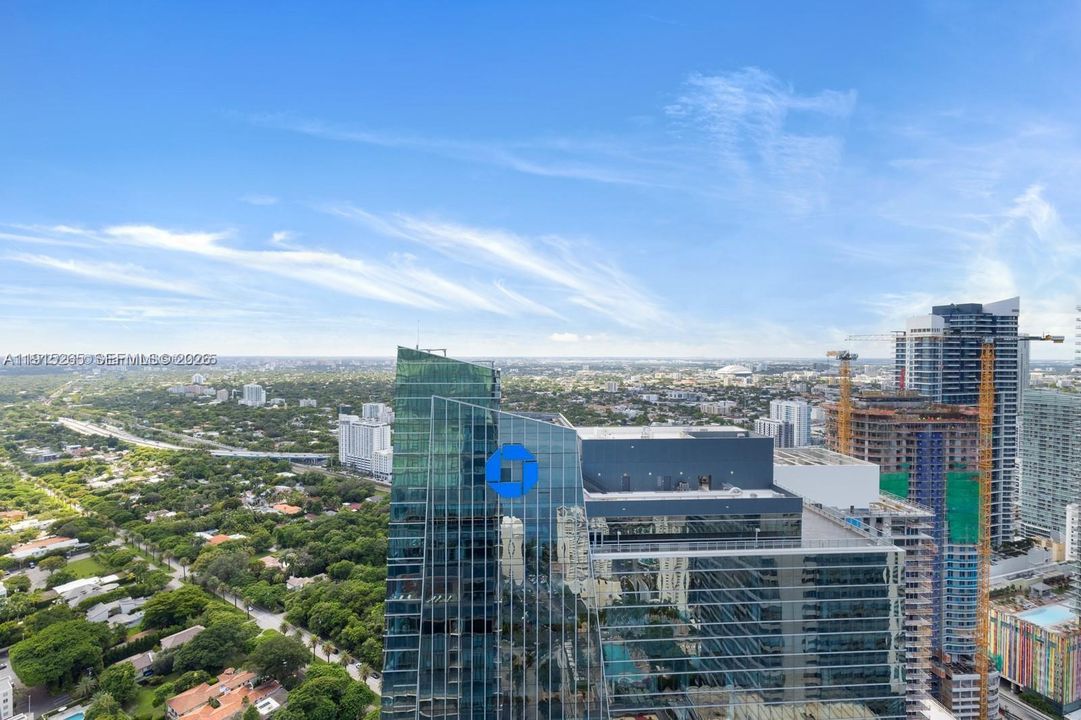 En Renta: $21,000 (3 camas, 2 baños, 2293 Pies cuadrados)