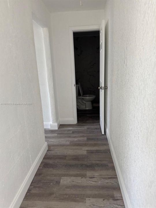 В аренду: $1,300 (2 спален, 1 ванн, 0 Квадратных фут)