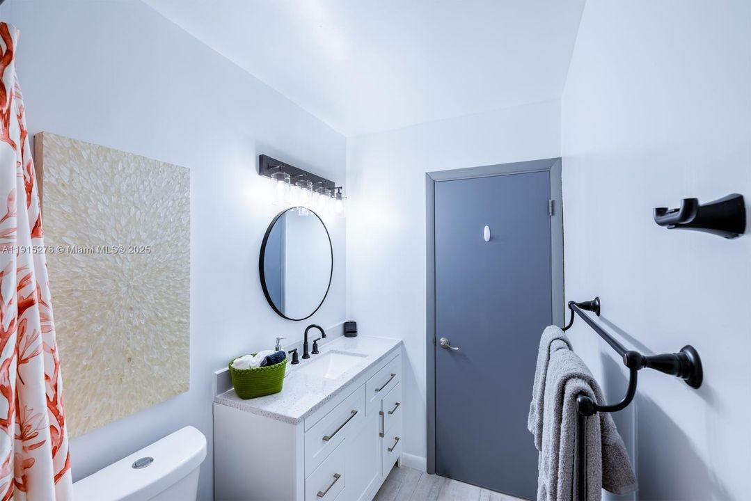 For Rent: $7,000 (3 beds, 2 baths, 1608 Square Feet)