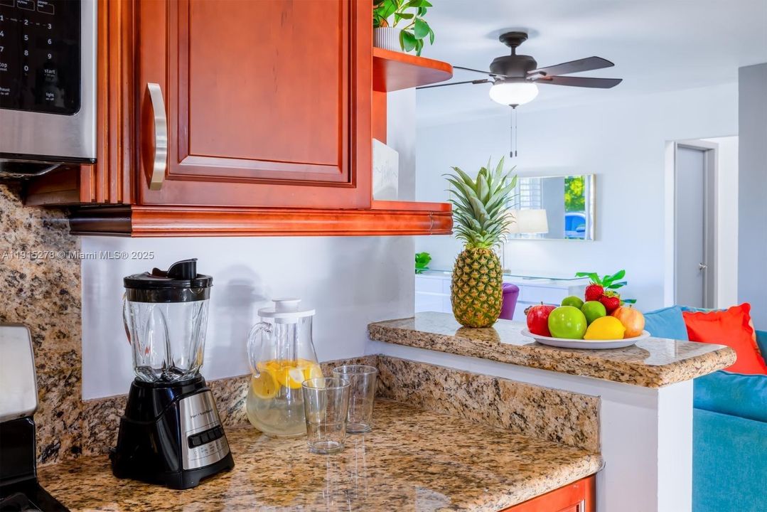 For Rent: $7,000 (3 beds, 2 baths, 1608 Square Feet)