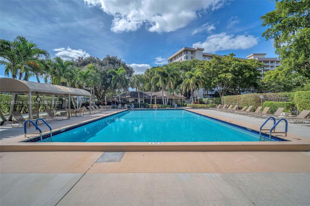 For Rent: $4,500 (3 beds, 2 baths, 1716 Square Feet)