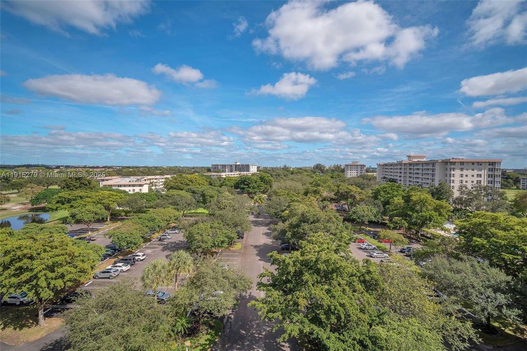 For Rent: $4,500 (3 beds, 2 baths, 1716 Square Feet)