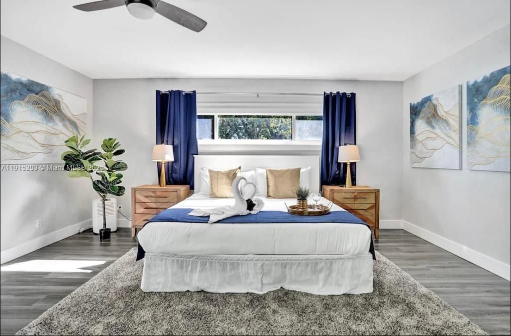 For Sale: $1,400,000 (6 beds, 5 baths, 3055 Square Feet)