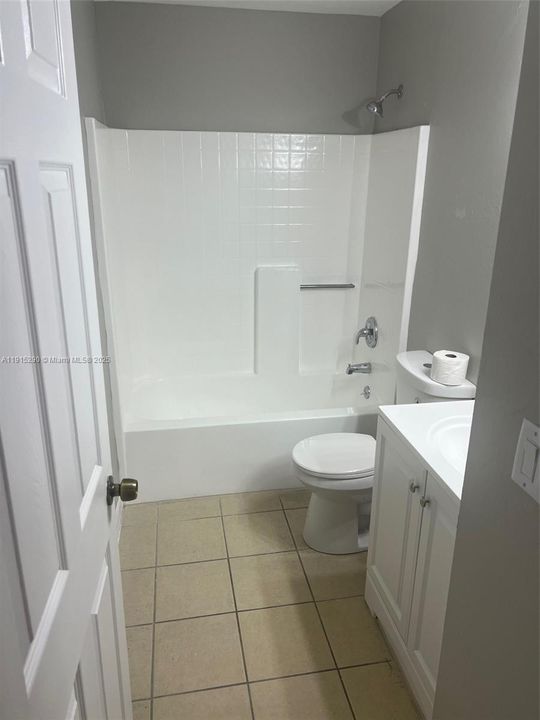 For Sale: $339,000 (4 beds, 2 baths, 1993 Square Feet)