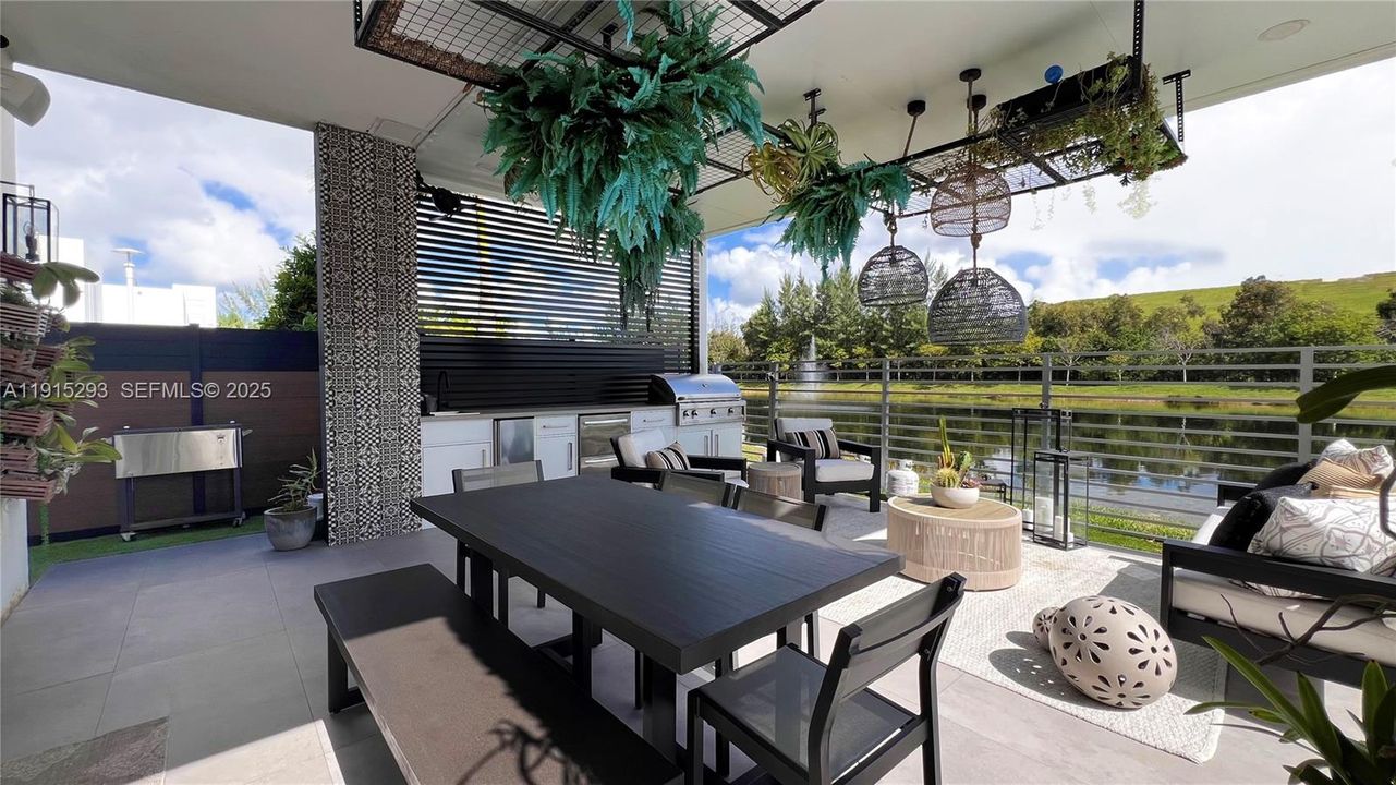 For Rent: $7,500 (4 beds, 5 baths, 3000 Square Feet)