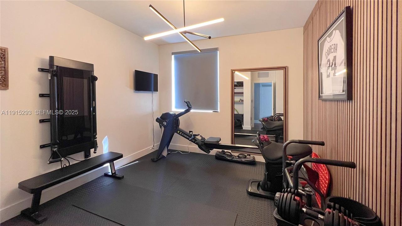 For Rent: $7,500 (4 beds, 5 baths, 3000 Square Feet)