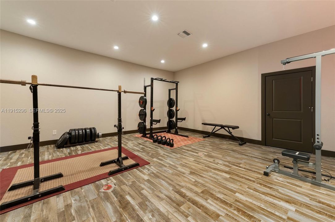 En Venta: $1,999,000 (2 camas, 2 baños, 0 Pies cuadrados)