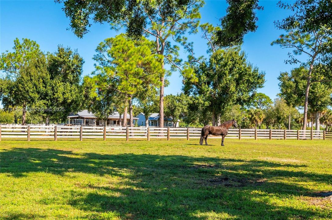 En Venta: $1,999,000 (2 camas, 2 baños, 0 Pies cuadrados)