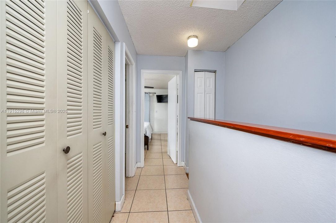 En Venta: $315,000 (2 camas, 2 baños, 1032 Pies cuadrados)