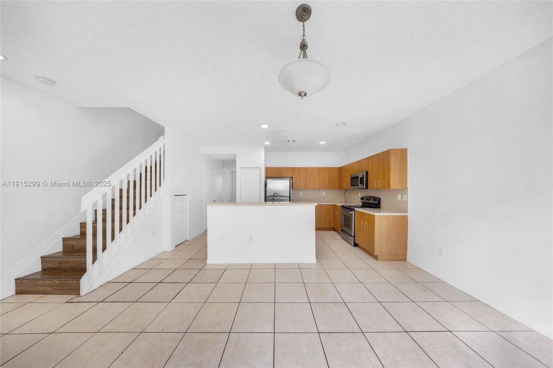 En Venta: $340,000 (3 camas, 2 baños, 1584 Pies cuadrados)