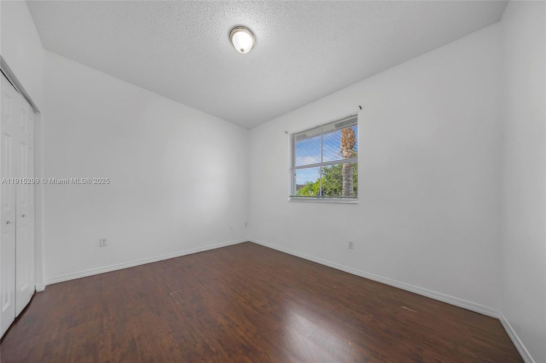 En Venta: $340,000 (3 camas, 2 baños, 1584 Pies cuadrados)