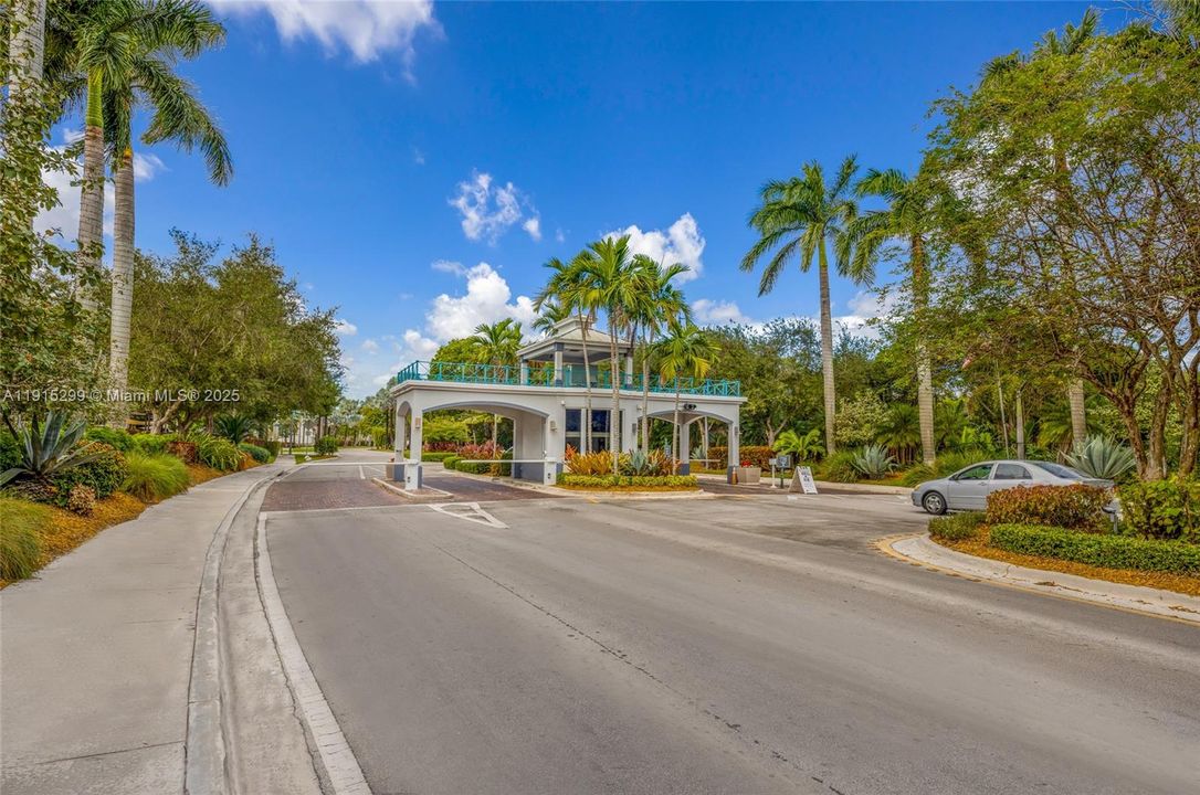 En Venta: $340,000 (3 camas, 2 baños, 1584 Pies cuadrados)