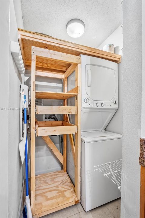 En Venta: $225,000 (1 camas, 1 baños, 663 Pies cuadrados)