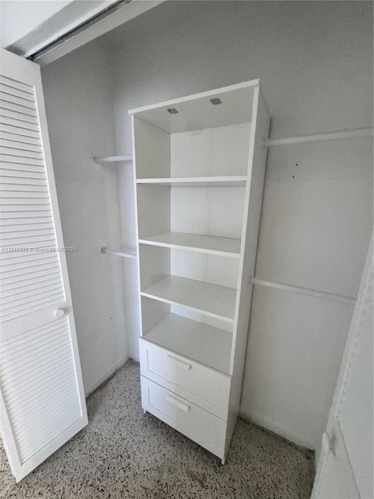 javascript:__doPostBack('m_lbSave','')