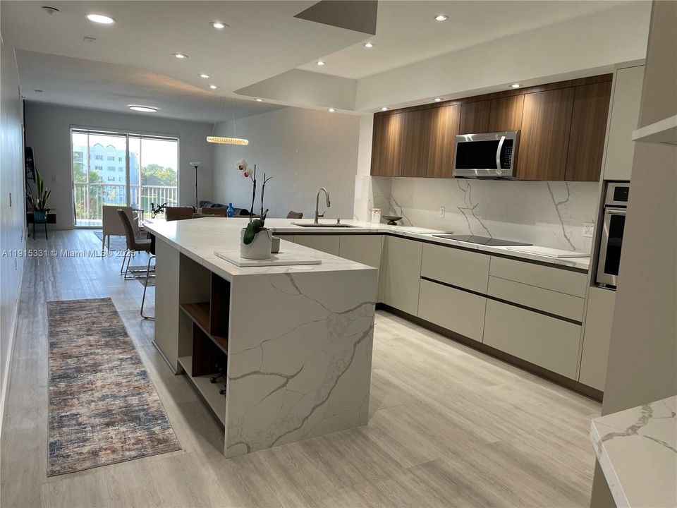 For Rent: $5,000 (3 beds, 2 baths, 1700 Square Feet)