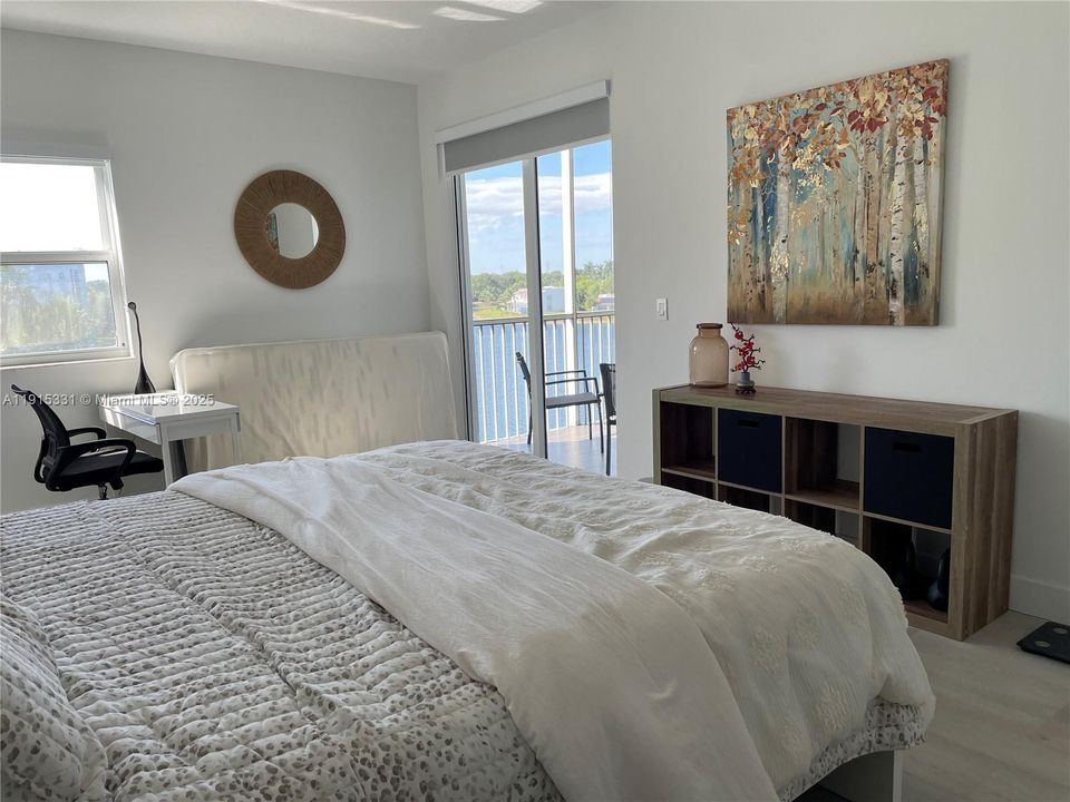 For Rent: $5,000 (3 beds, 2 baths, 1700 Square Feet)