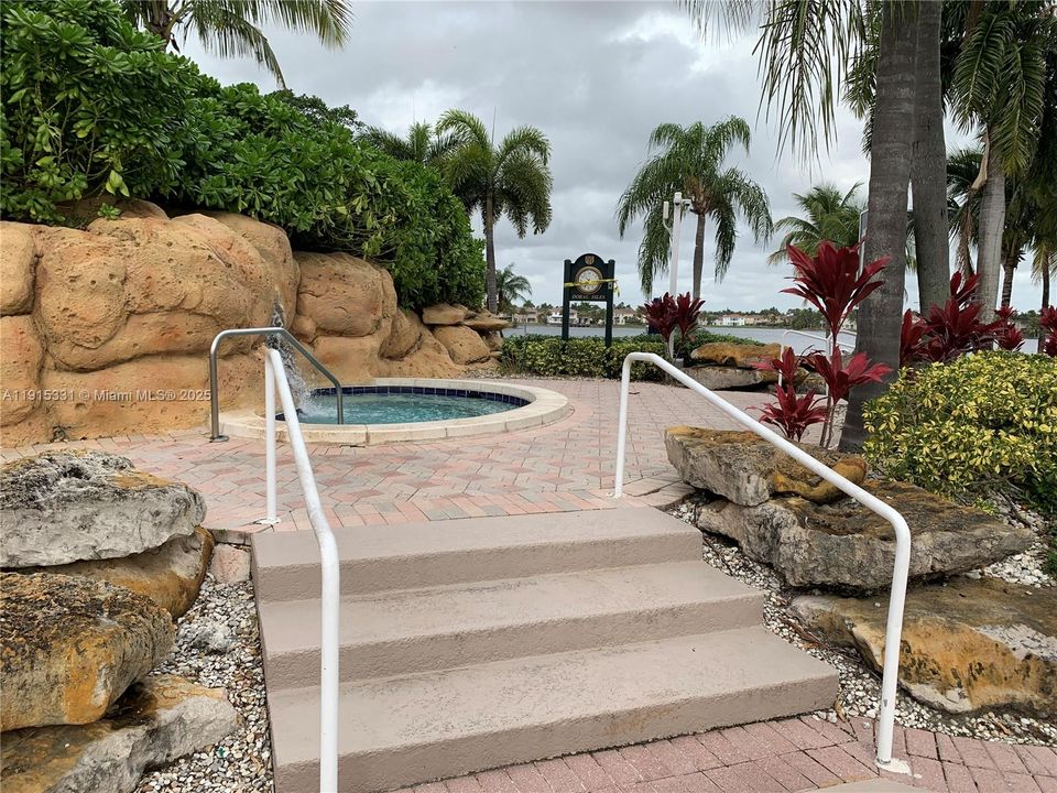 For Rent: $5,000 (3 beds, 2 baths, 1700 Square Feet)