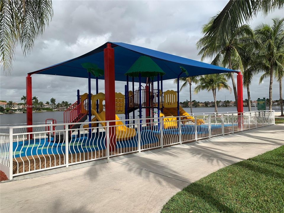 For Rent: $5,000 (3 beds, 2 baths, 1700 Square Feet)