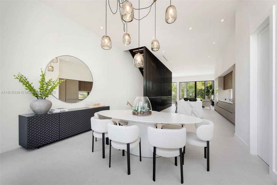 For Sale: $2,200,000 (3 beds, 3 baths, 2749 Square Feet)