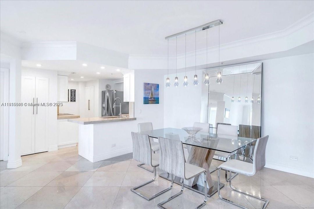 En Renta: $5,300 (2 camas, 2 baños, 1267 Pies cuadrados)