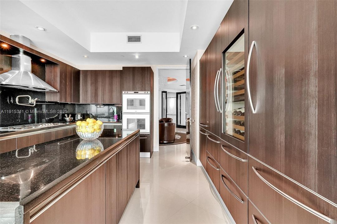 For Sale: $4,399,000 (3 beds, 4 baths, 3480 Square Feet)