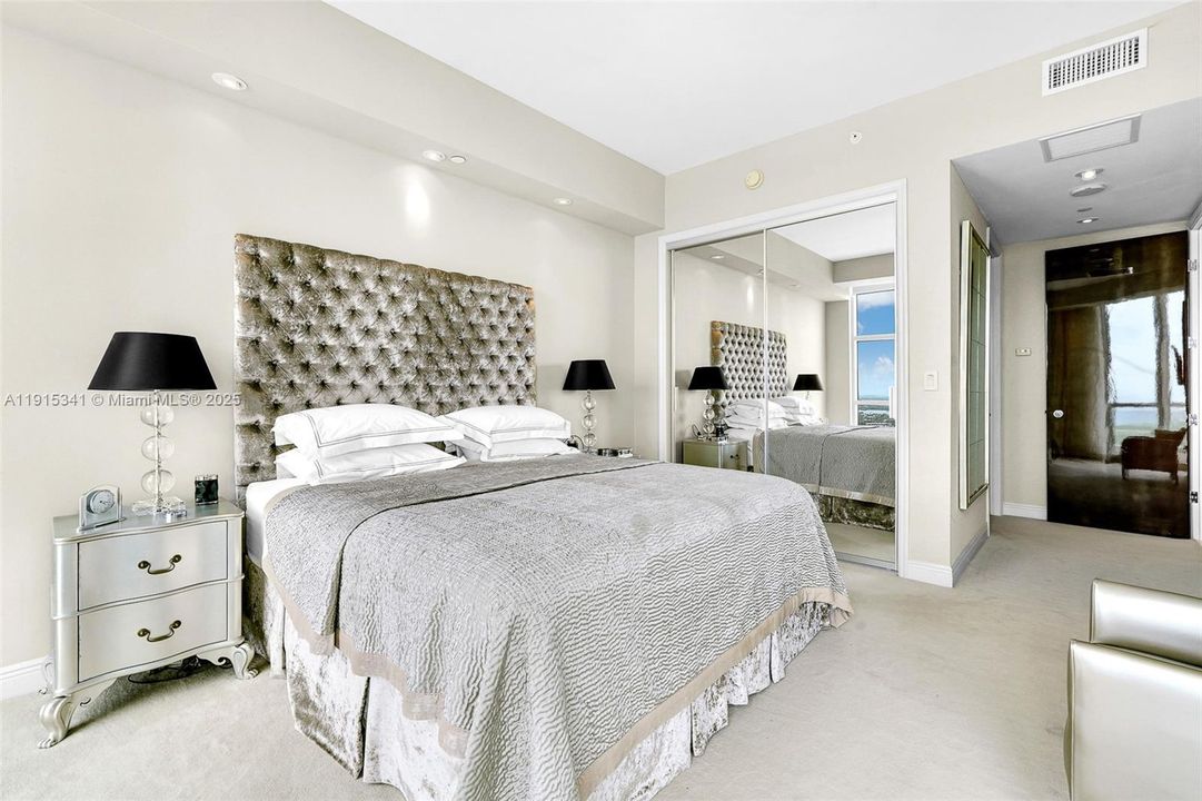 For Sale: $4,399,000 (3 beds, 4 baths, 3480 Square Feet)