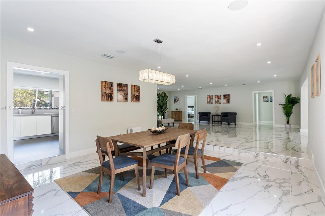 For Rent: $18,000 (4 beds, 4 baths, 3363 Square Feet)