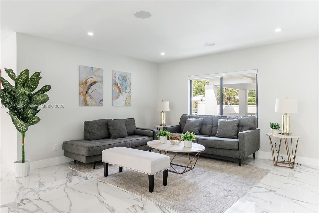 For Rent: $18,000 (4 beds, 4 baths, 3363 Square Feet)