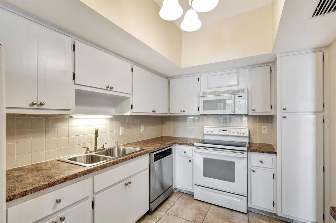 Lots of Counter Space