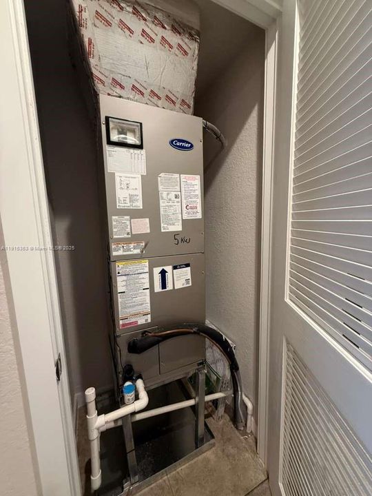 待售: $379,000 (3 贝兹, 3 浴室, 1425 平方英尺)