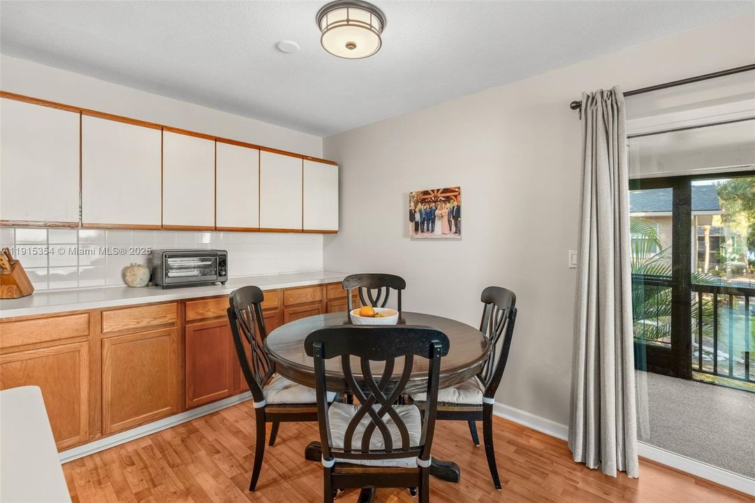 Active With Contract: $150,000 (1 beds, 1 baths, 781 Square Feet)