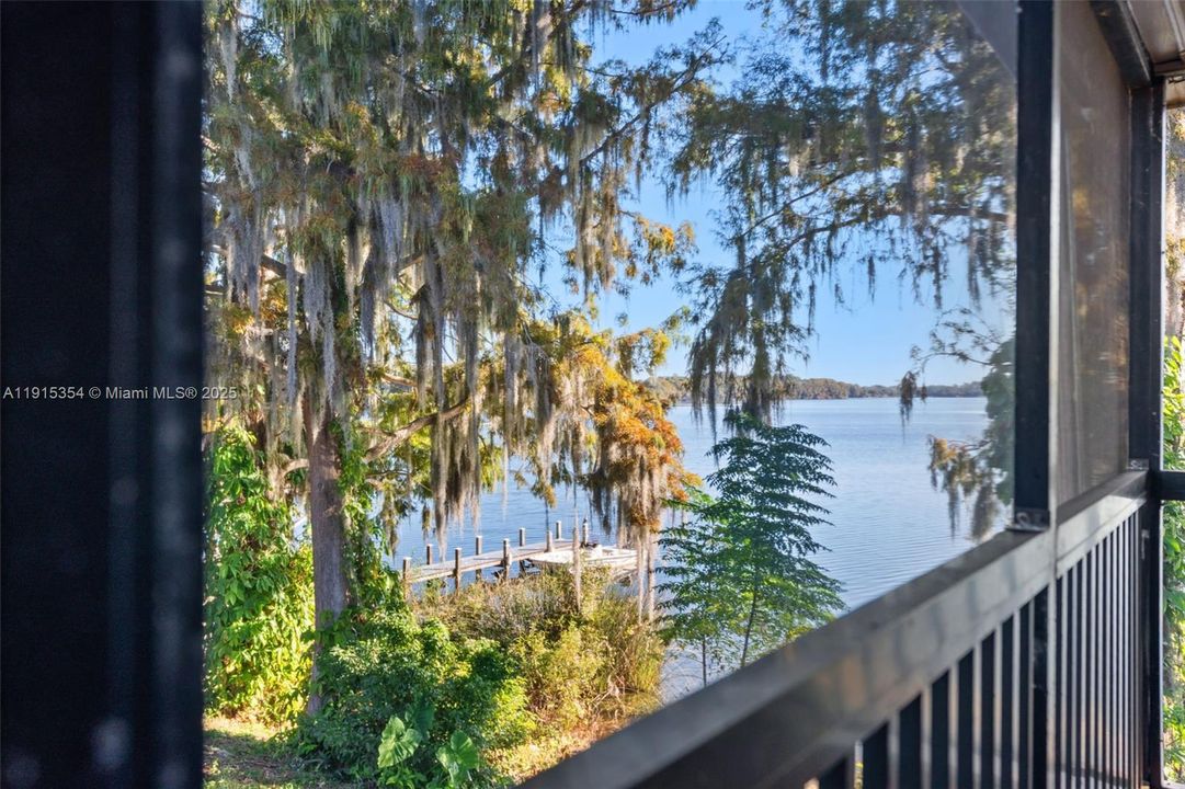 Active With Contract: $150,000 (1 beds, 1 baths, 781 Square Feet)