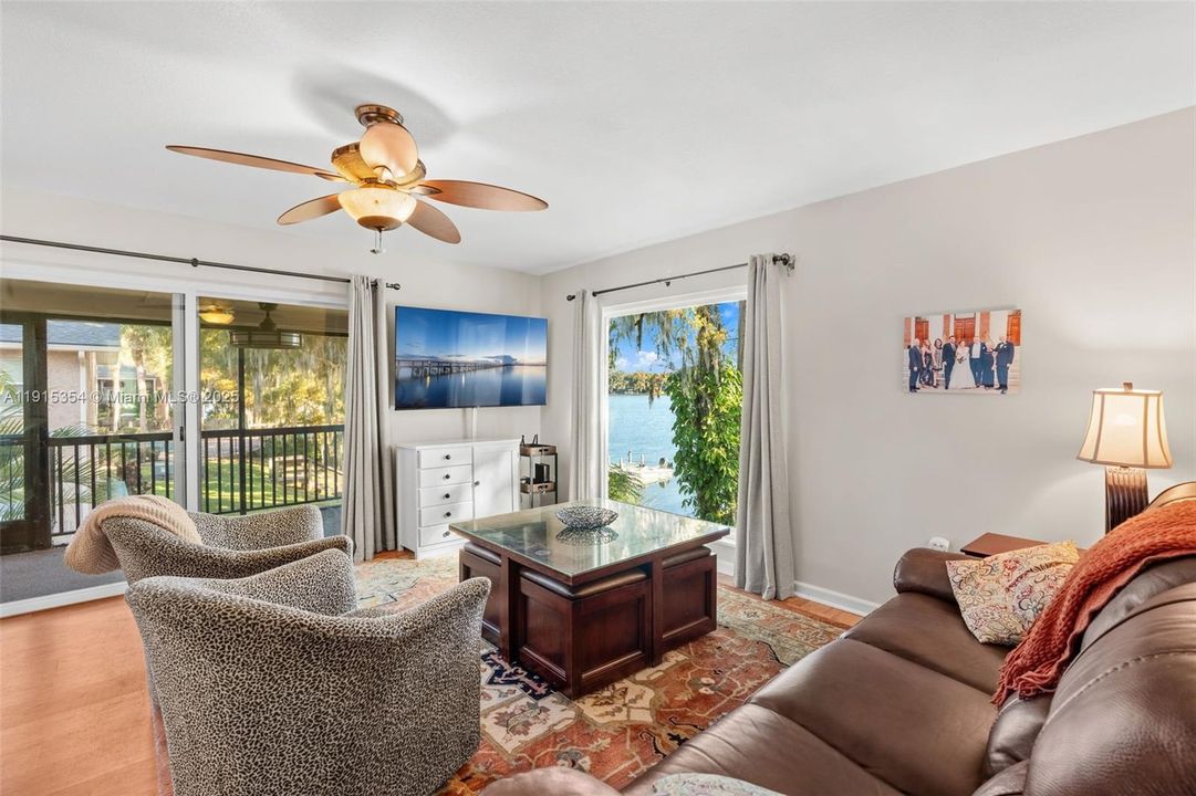 Active With Contract: $150,000 (1 beds, 1 baths, 781 Square Feet)