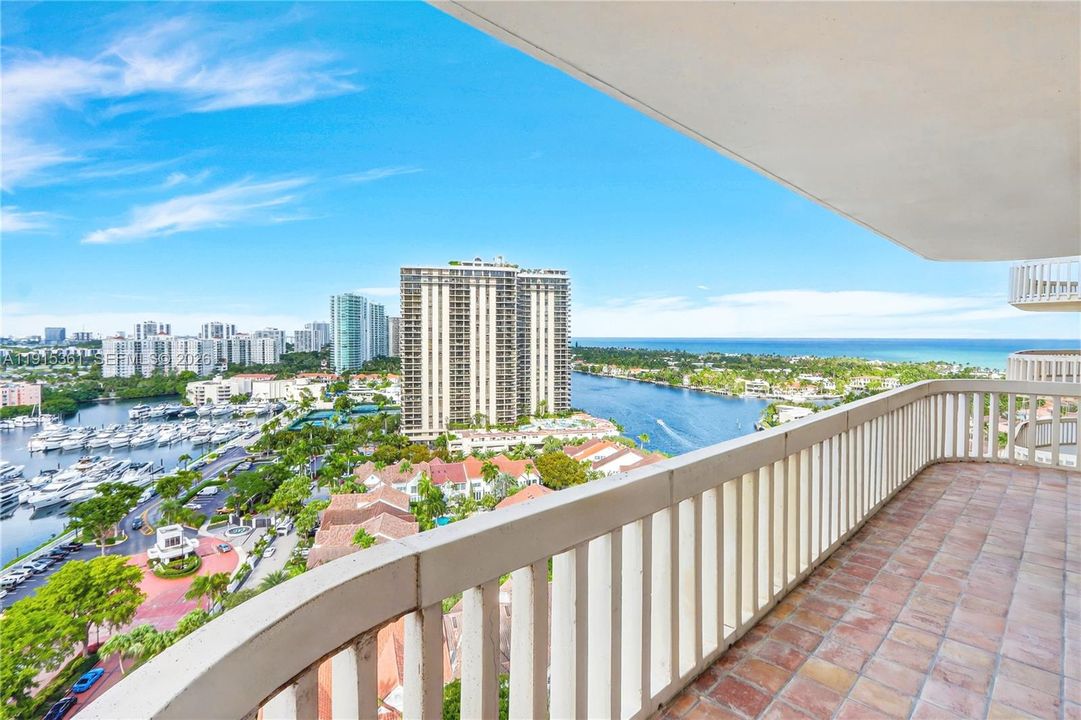 En Venta: $349,000 (1 camas, 1 baños, 1077 Pies cuadrados)