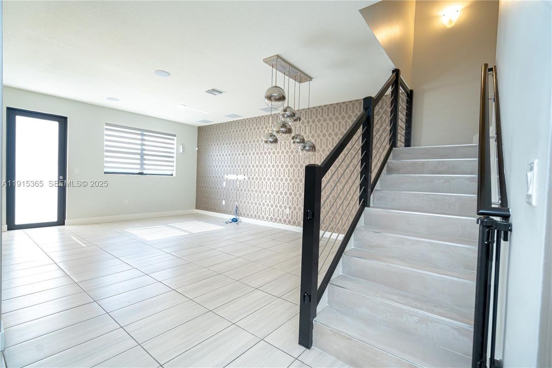 For Sale: $830,000 (4 beds, 3 baths, 2020 Square Feet)