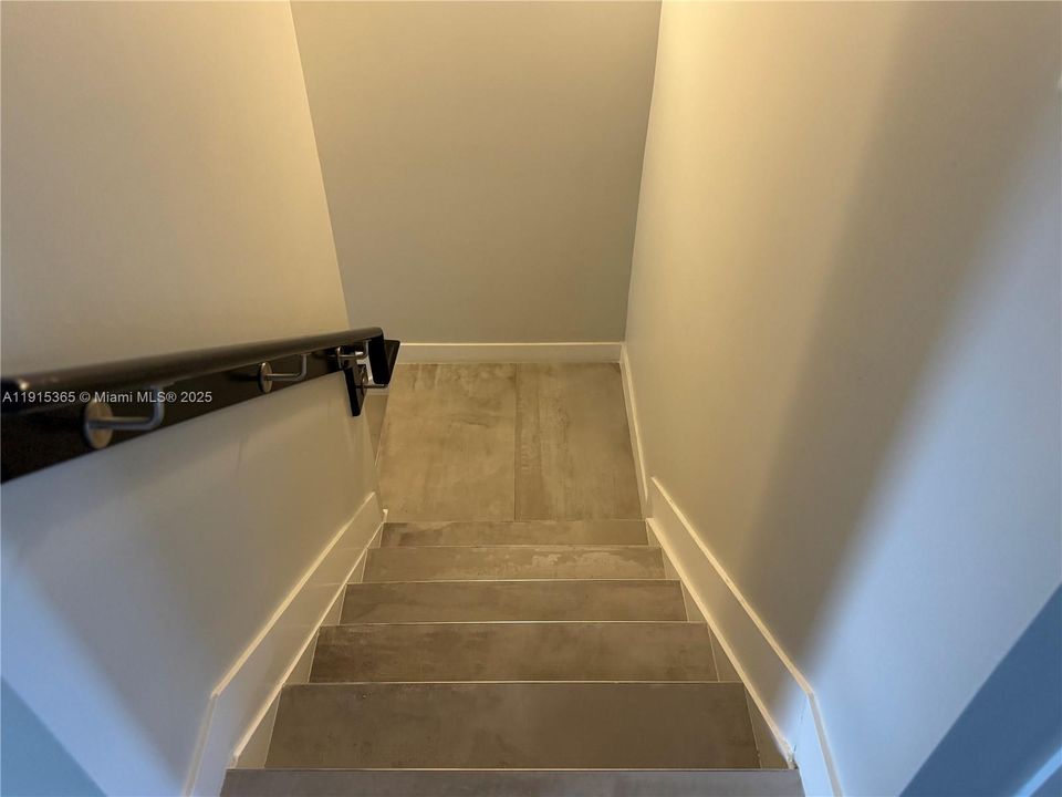 For Sale: $830,000 (4 beds, 3 baths, 2020 Square Feet)