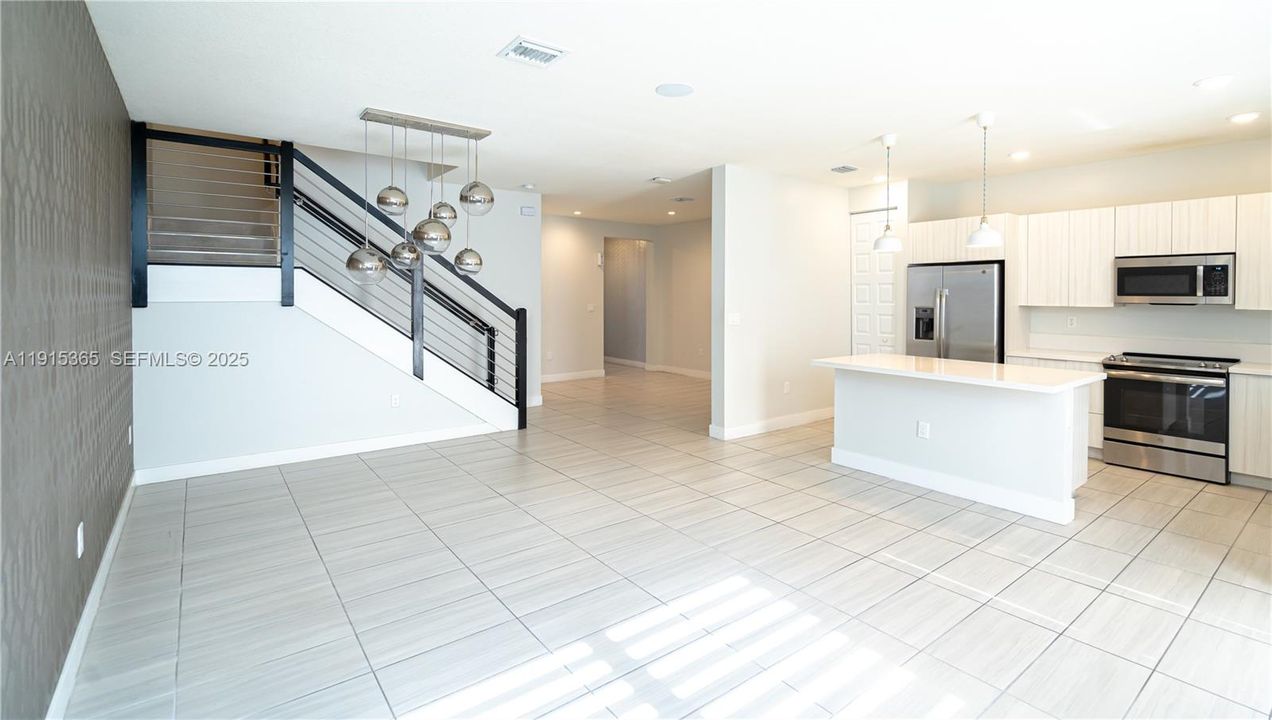 For Sale: $830,000 (4 beds, 3 baths, 2020 Square Feet)