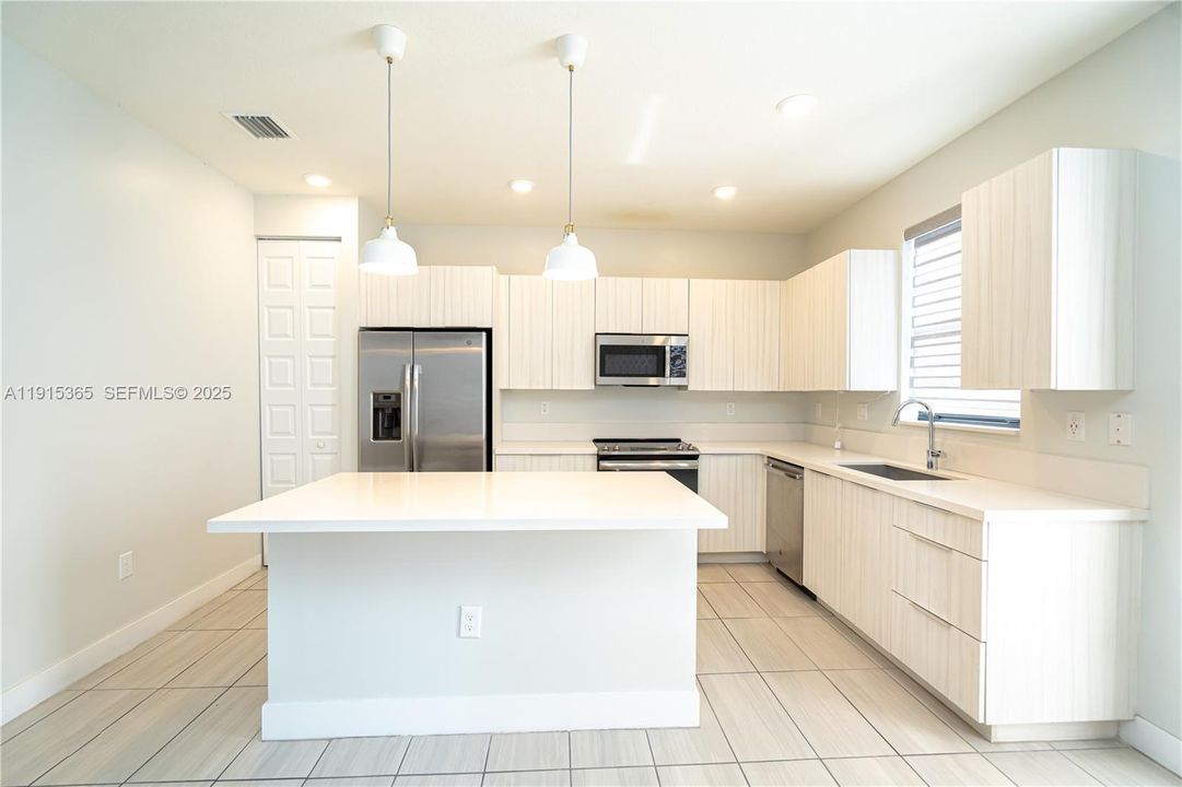 For Sale: $830,000 (4 beds, 3 baths, 2020 Square Feet)