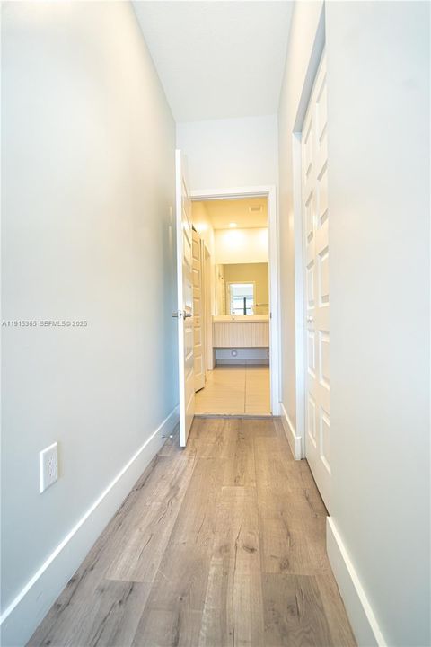 En Venta: $830,000 (4 camas, 3 baños, 2020 Pies cuadrados)