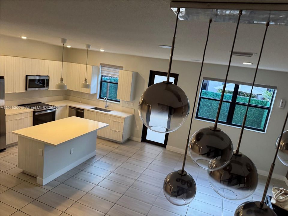 For Sale: $830,000 (4 beds, 3 baths, 2020 Square Feet)