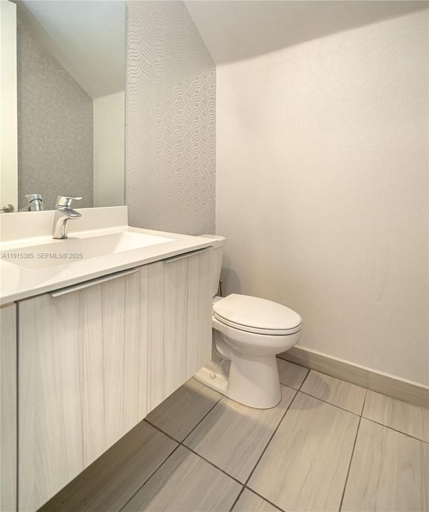 For Sale: $830,000 (4 beds, 3 baths, 2020 Square Feet)